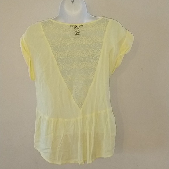 Forever 21 yellow top - Picture 2 of 6